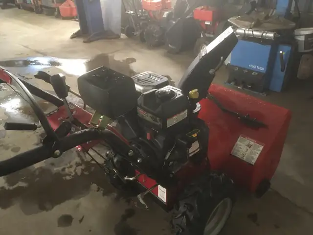 Souffleuse Craftsman in Snowblowers in Laval / North Shore - Image 3
