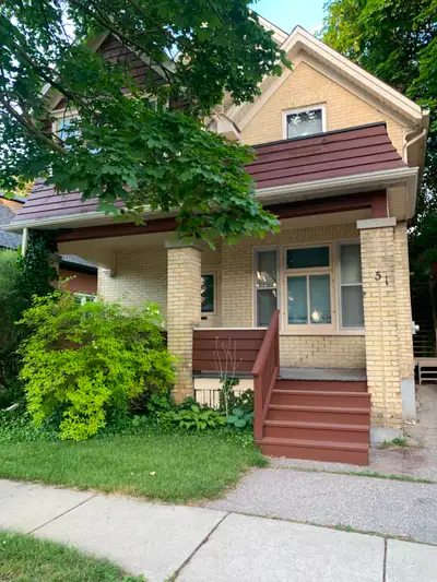 One bedroom Apartment in Kitchener
