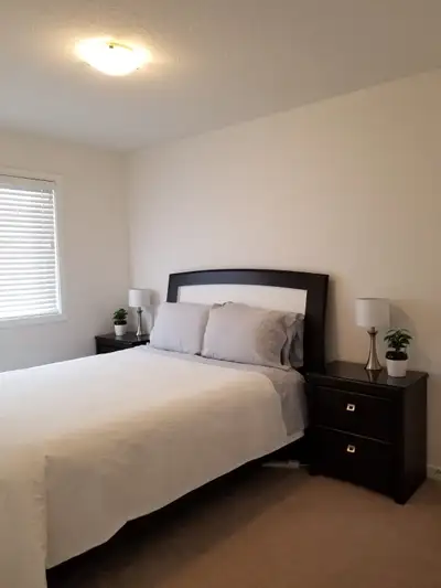 South Edmonton Home - Needs a female roommate for August 1st