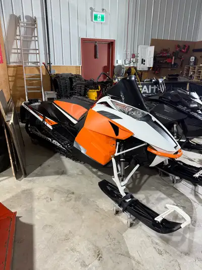 Contact me 204 978 0320