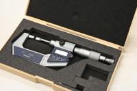 Mitutoyo digital blade micrometer 422-311-30