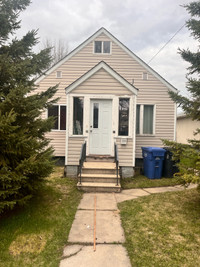 House for rent. Possible send bedroom upstairs