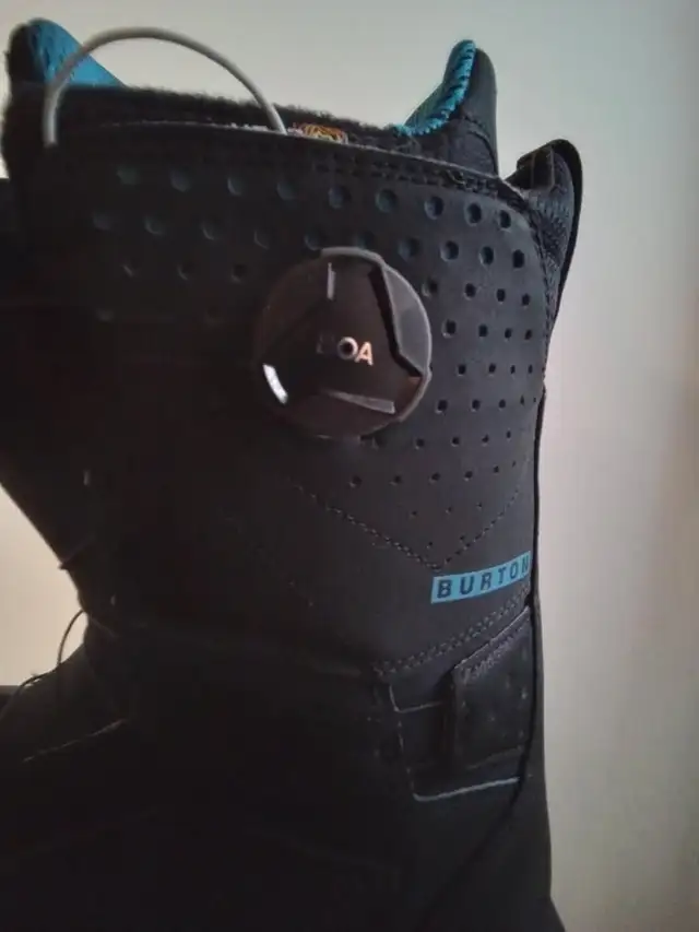 Burton Black Men's Photon Boa Snowboard Boots $450.00 OBO!!! in Men's in Kitchener / Waterloo - Image 4