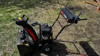 Small easy to use 20” Snotek gas snowblower