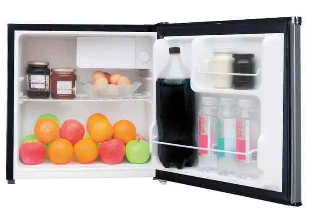 New in Box Frigidaire 1.6-cu ft Compact Fridge in Refrigerators in City of Toronto - Image 3