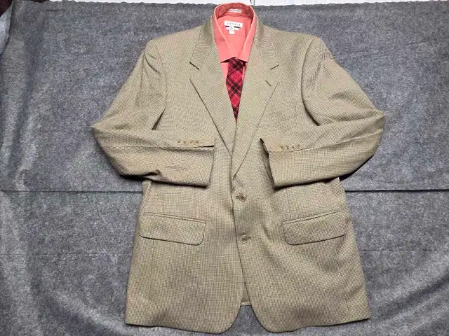 Burberrys Sport Blazer Jacket Men 42 Wool in Men's in City of Toronto - Image 6