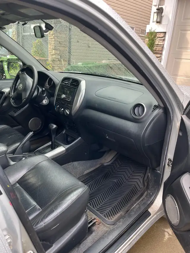 Toyota RAV4537087470553671686