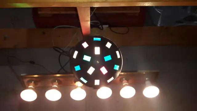 CHAUVET MUSHROOM STAGE & DJ DANCE PARTY LIGHT in Performance & DJ Equipment in Red Deer - Image 4