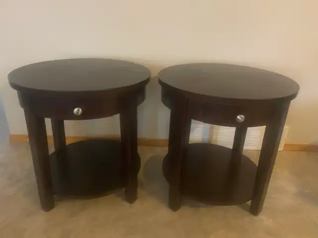 End table 