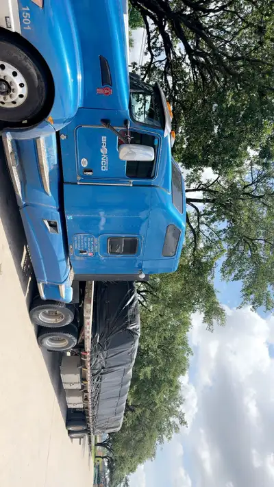 Looking for class 1 experienced driver for flat deck runs from Canada to US. Flat deck experience is...