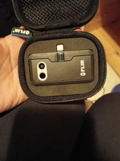 I'm selling a Flir thermal camera, a compact and powerful tool for thermal imaging on the go! This d...