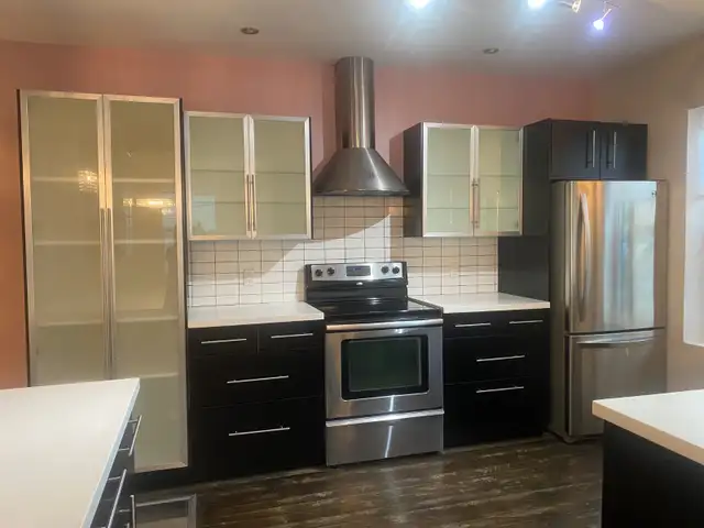 Spacious 1 Bedroom House For Rent!