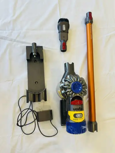 Dyson V8 Absolute pre-owned cordless vacuum better than Miele, View more