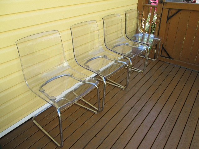 4 IKEA TRANSPARENT CHAIRS in Chairs & Recliners in New Glasgow - Image 2