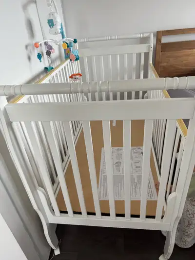 delta luv crib OBO, View more