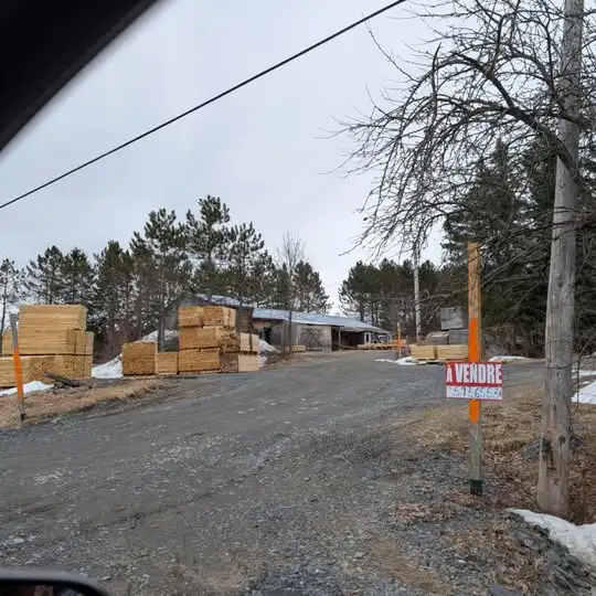 Atelier de sciage et plannage