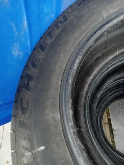 They work well mud and snow tires 15 inch!!!