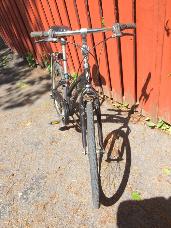 Bike, 21 Speed, 26inch Wheels, with Back Rack Road Ottawa Kijiji