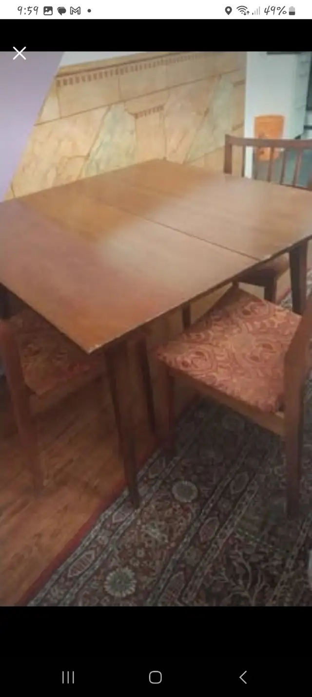 Vintage Mid-Century Modern Honderich Walnut Dining Set in Dining Tables & Sets in City of Toronto - Image 3