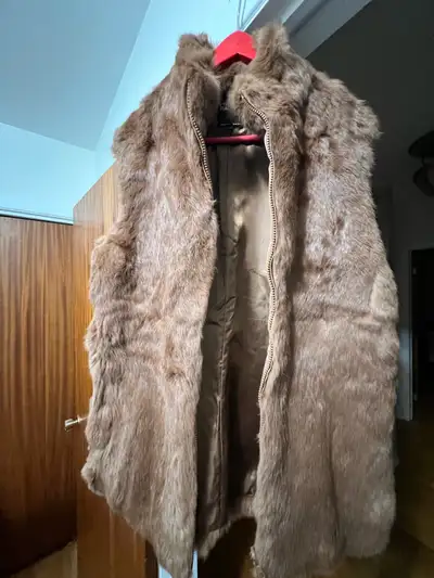 Rabbit fur; size large