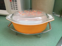 Vintage CORNING WARE/PRYEX  Oval Casserole with Metal Stand