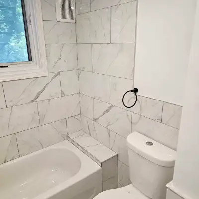 MAGNIFIQUE APPARTEMENT 6 1/2 RÉNOVÉ  AVEC COUR PRIVÉE