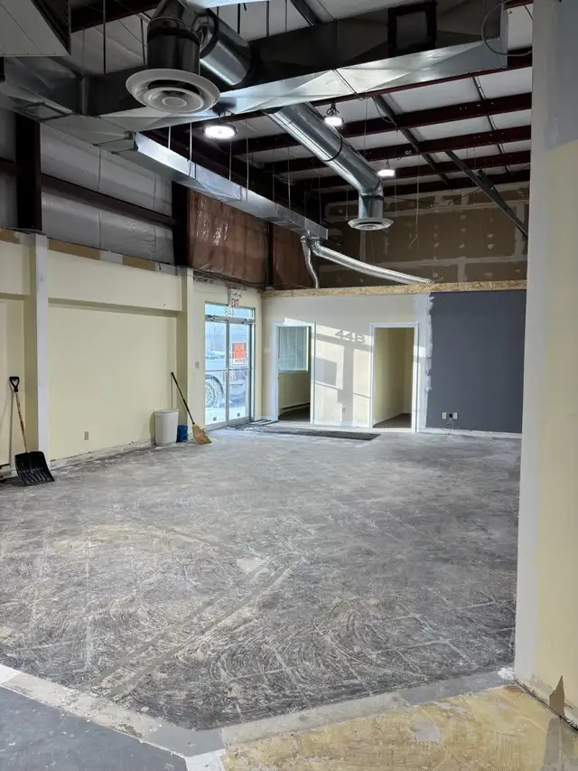 warehouse space in Commercial & Office Space for Rent in North Bay - Image 3