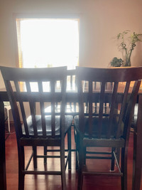 Solid dining table with 4 chairs 
