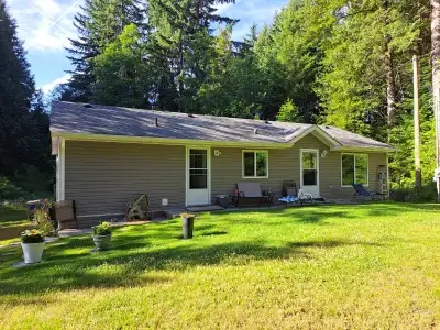 Immaculate double wide mobile home, 24X48, for sale to be moved. Lived in by one person for 14 years...