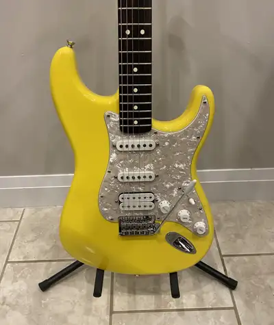 RARE Fender FSR (Stratocaster) Sam Ash 48th Street Strat Guitar, View more