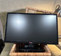 22''    LG 1080P LED  HDTV