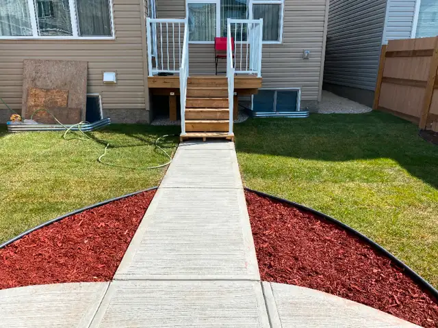 Skyland Landscaping Calgary LTD (403-971-9214)62866660114945124
