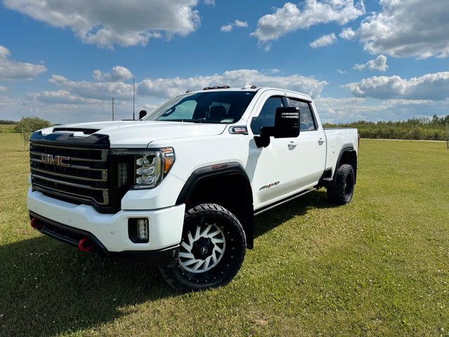 2020 Duramax AT4 – Built to Turn Heads & Haul Anything in Cars & Trucks in Edmonton - Image 4