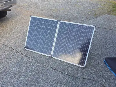 Portable 200 watt solar panel comes with carry bag and tons of accessories. Bluetooth connected. I h...