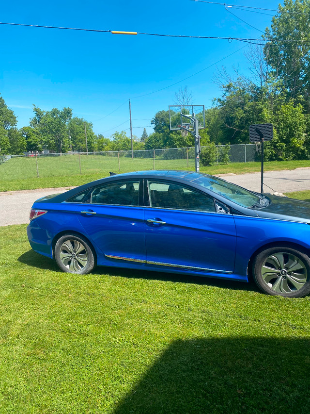 2013 Hyundai Sonata Hybrid in Cars & Trucks in St. Catharines