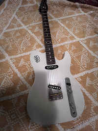 Godin guitar white