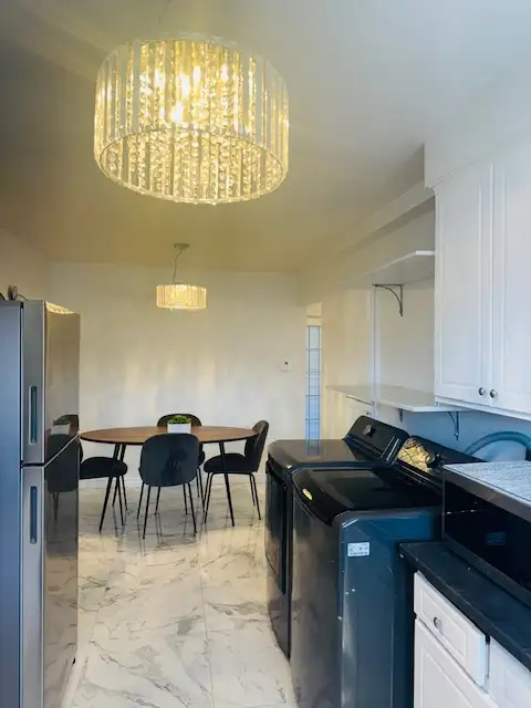 CHAMBRE À LOUER MONTREAL ETUDIANT ET JEUNE PROFESSIONNEL in Room Rentals & Roommates in City of Montréal - Image 4