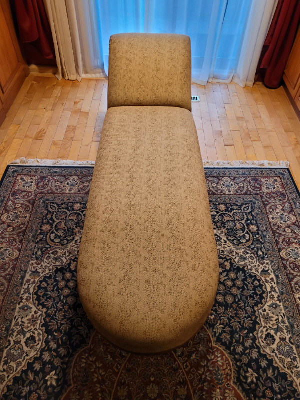 Chaise Longue / Lounge Chair dans Chaises, Fauteuils inclinables  à Ville de Montréal - Image 2