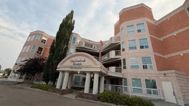 Meadowlark Terrace 2-Bedroom Condo