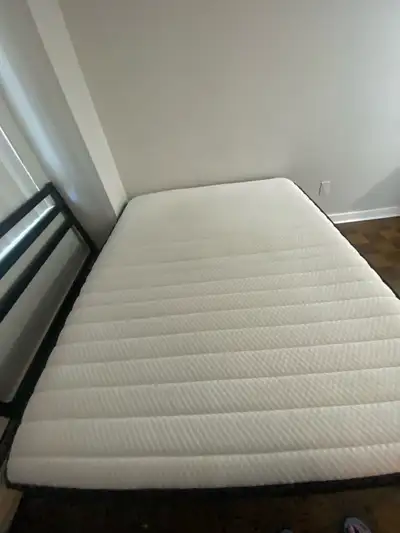 Queen Mattress Hybrid Memory Foam 10 Inch, View more