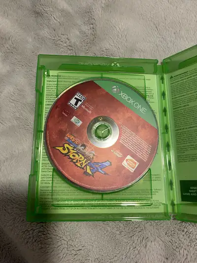 Jeux presque neuf naruto