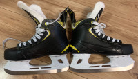 Ice skates size US 8