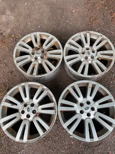 USED SET 19" LAND ROVER WHEELS 19X8 5x108 CASH AND CARRY INSTALLATION IS AN ADDITIONAL COST