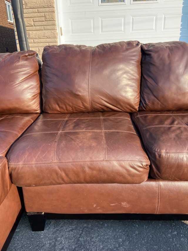 Ashley furniture brown leather sectional couch (delivery availab Couches & Futons Ottawa