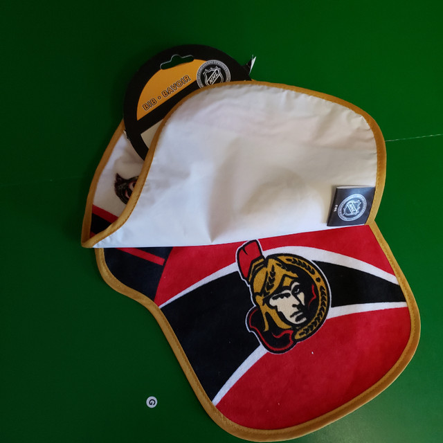 Baby bibs NHL Ottawa Senators  Brand New Set of 2 in Feeding & High Chairs in Mississauga / Peel Region - Image 2