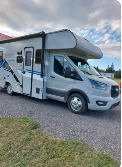 2023 Coachmen Crosstrail CB20 Motorhome, excellent condition,one owner,on Ford Transit AWD,3.6 turbo...
