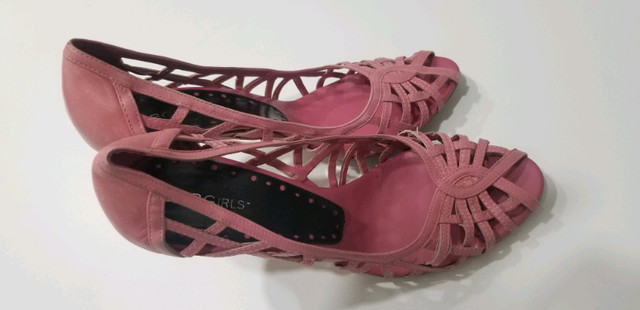 Pink shoes in Women's - Shoes in City of Toronto - Image 2