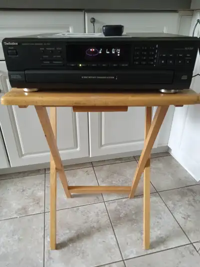 TECHNICS SL-PD8 COMPACT DISC CHANGER / PLAYER, View more