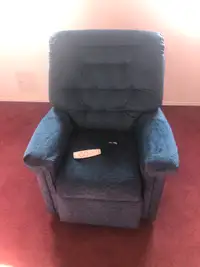 LIFT CHAIR, IMMACULATE CONDITION, ONLY USED FOR THREE MONTHS