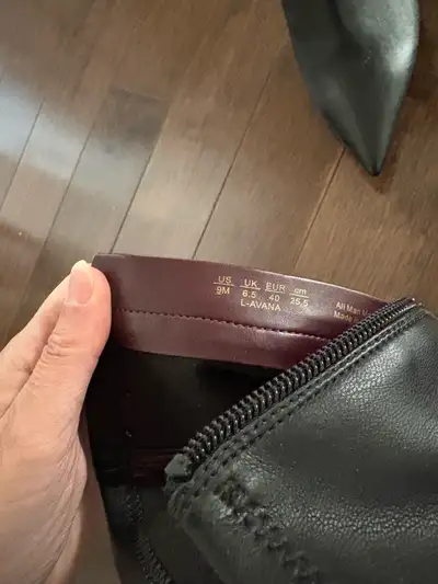 Bottes pour femmes / Women’s boots, View more